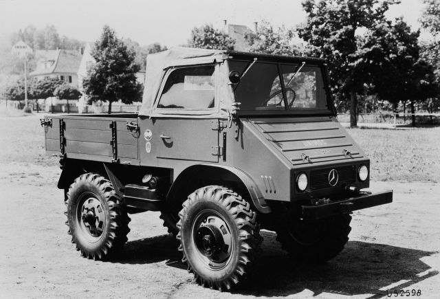 Mercedes Unimog fot. Mercedes