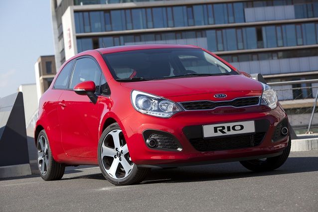 Nowa Kia Rio w wersji trzydrzwiowej dołączy do zaprezentowanej kilka tygodni temu wersji pięciodrzwiowej. Fot. Kia