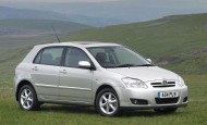 12. Corolla awansowała z 13 w 2011 roku na 12 w 2012. Od początku roku, do września 2012 zniknęło 210 sztuk Toyoty Corolli. Fot. Toyota Corolla 12. Corolla awansowała z 13 w 2011 roku na 12 w 2012. Od początku roku, do września 2012 zniknęło 210 sztuk Toyoty Corolli. Fot. Toyota Corolla