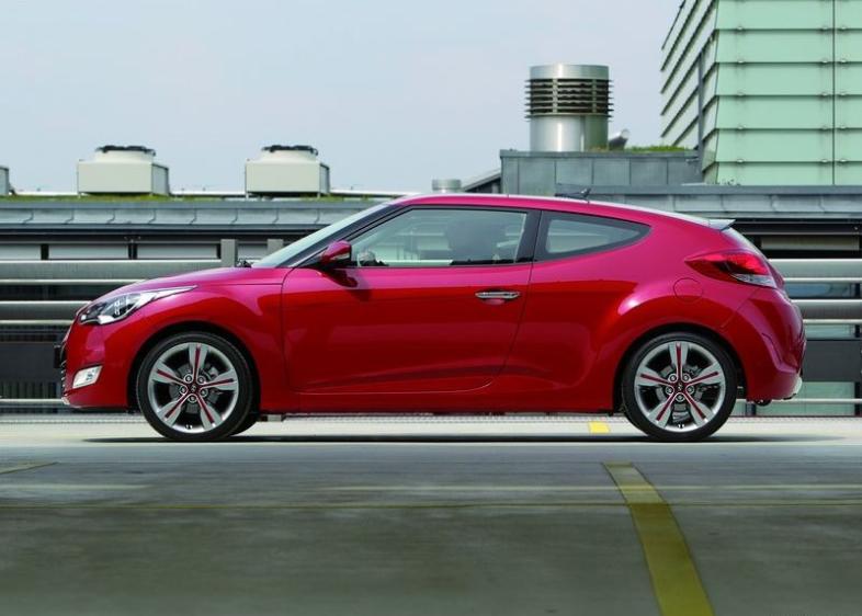 Hyundai Veloster fot. Hyundai
Na Hyundai-Kia International Powertrain Conference zostały zaprezentowane dwa nowoczesne silniki: benzyniak 1,6 litra i 2-litrowy diesel.