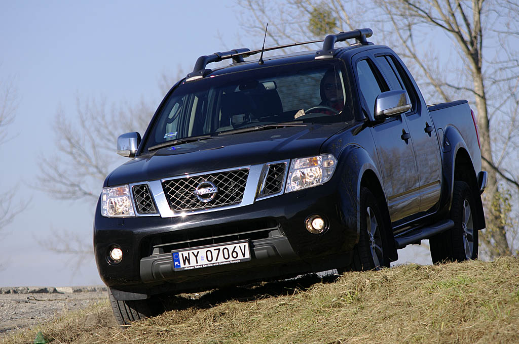 Nissan navara фото